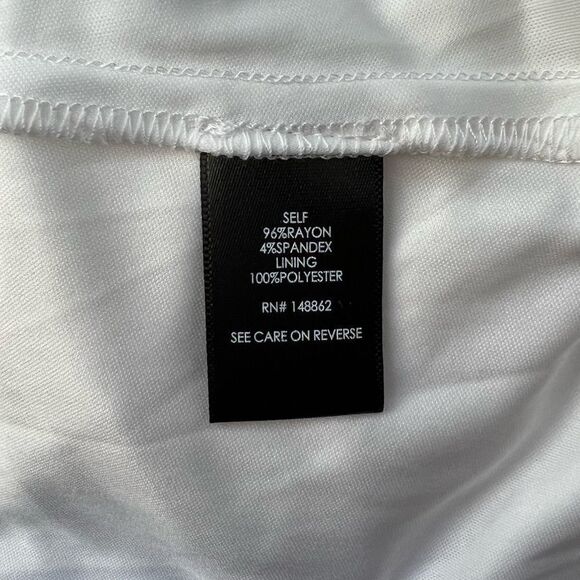 Torrid Ivory Floral Challis Mini Shirt Dress Size 4X NWT - Picture 7 of 9